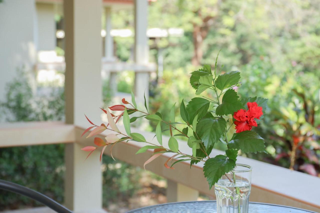 Baansukjai Bungalows Ranong Buitenkant foto