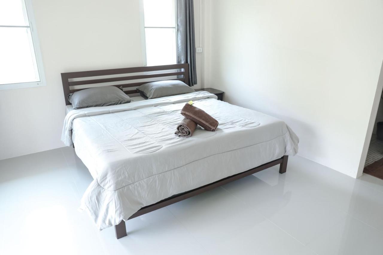 Baansukjai Bungalows Ranong Buitenkant foto